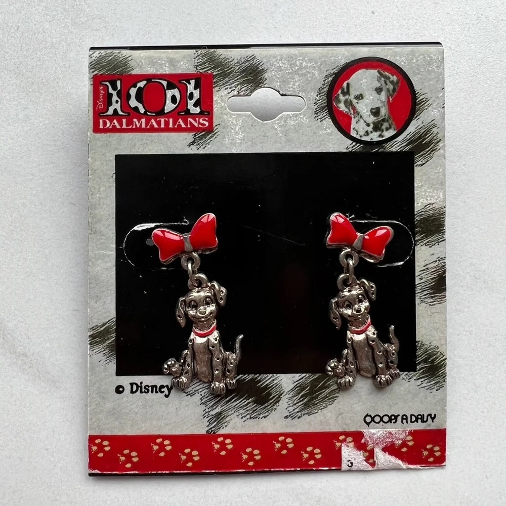 Disney 101 dalmatians dog earrings set
